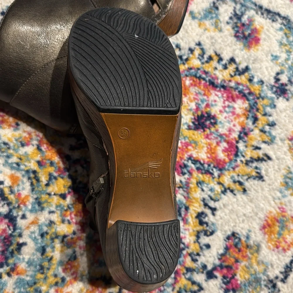 Dansko Delphina Ankle Boot - Picture 8 of 10